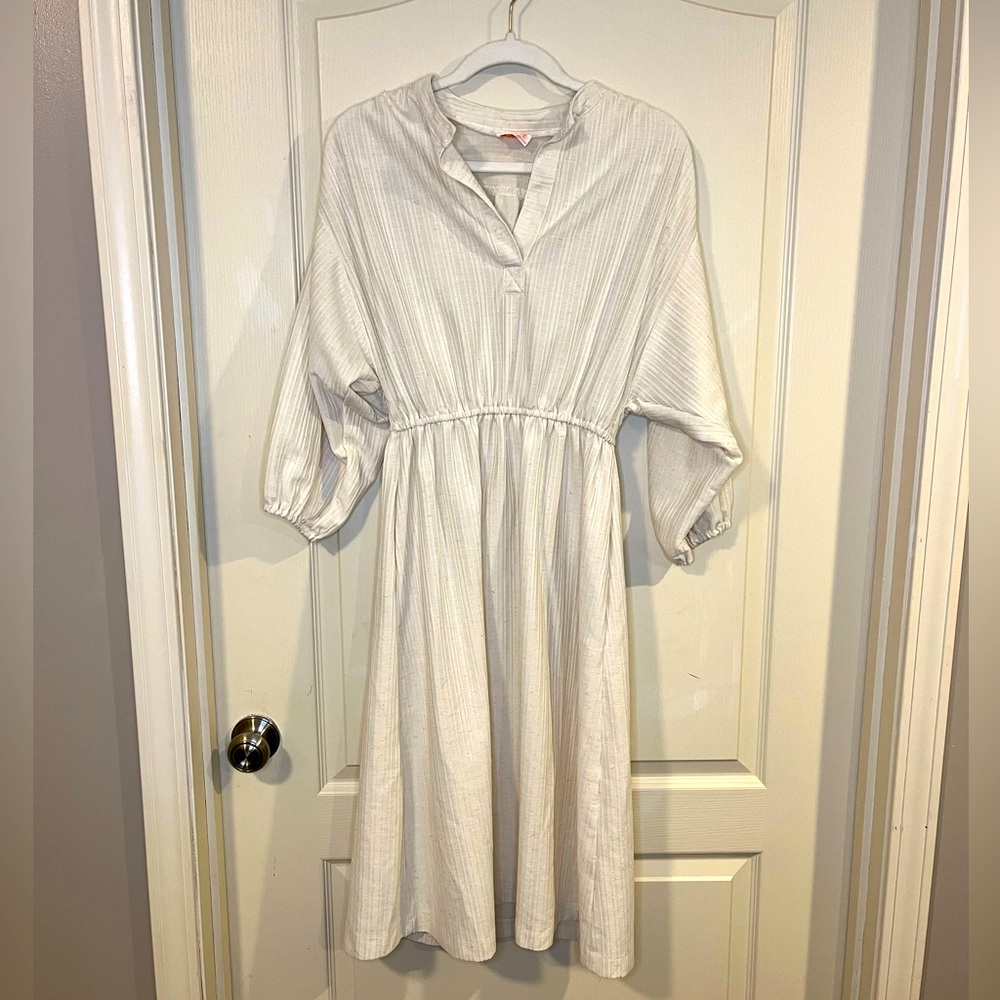 Vintage Off White Log Sleeve Dress - Picture 2 of 6